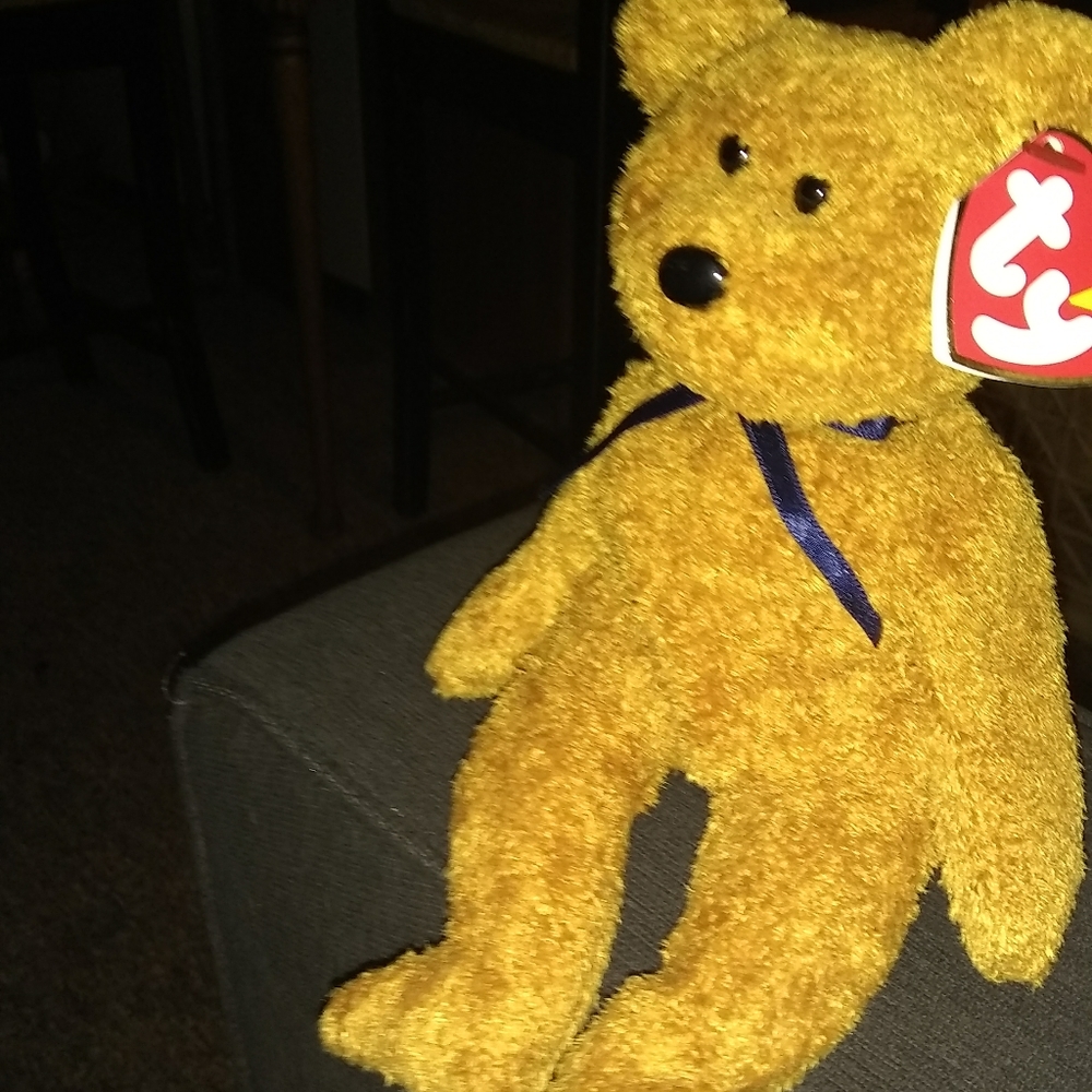Beanie Baby "teddy"